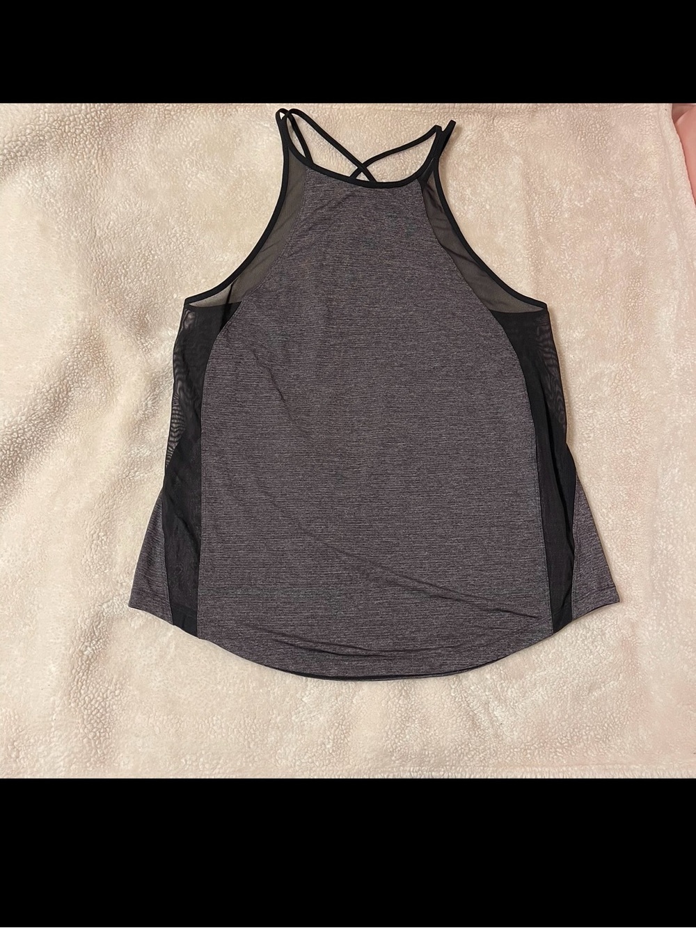 Lululemon tank